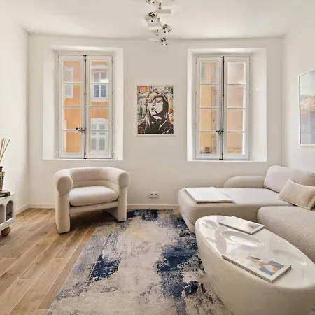Elegant Appt- Ac- 1br 2p - Centre St Tropez *